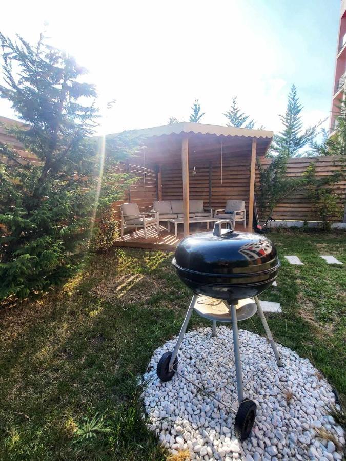Sika Sunny Garden Apartment Arad Exterior foto